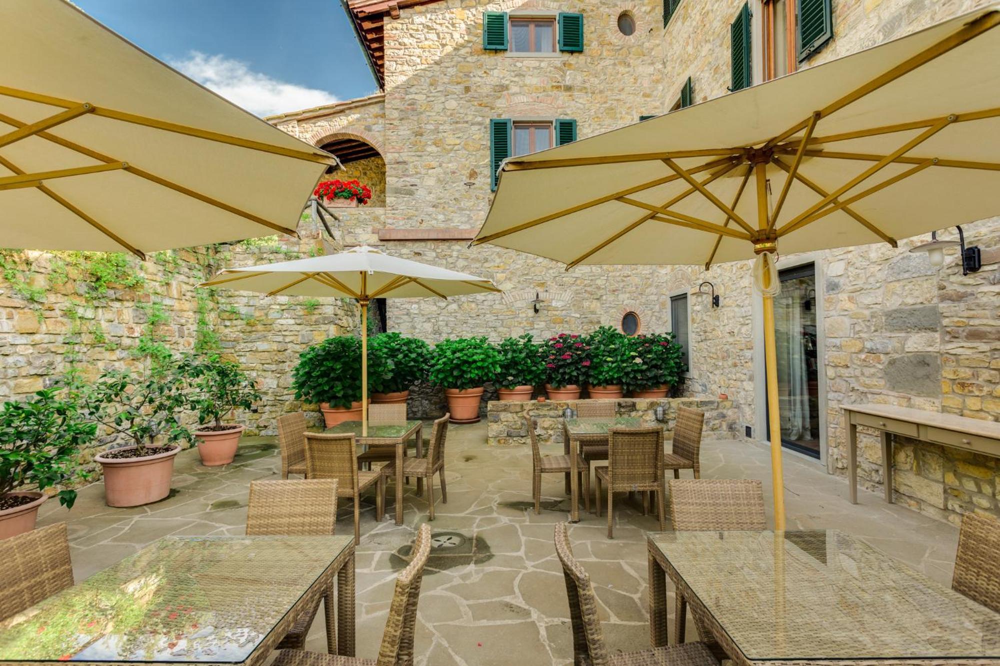 Bed & Breakfast La Valletta Boutique Wine Estate
